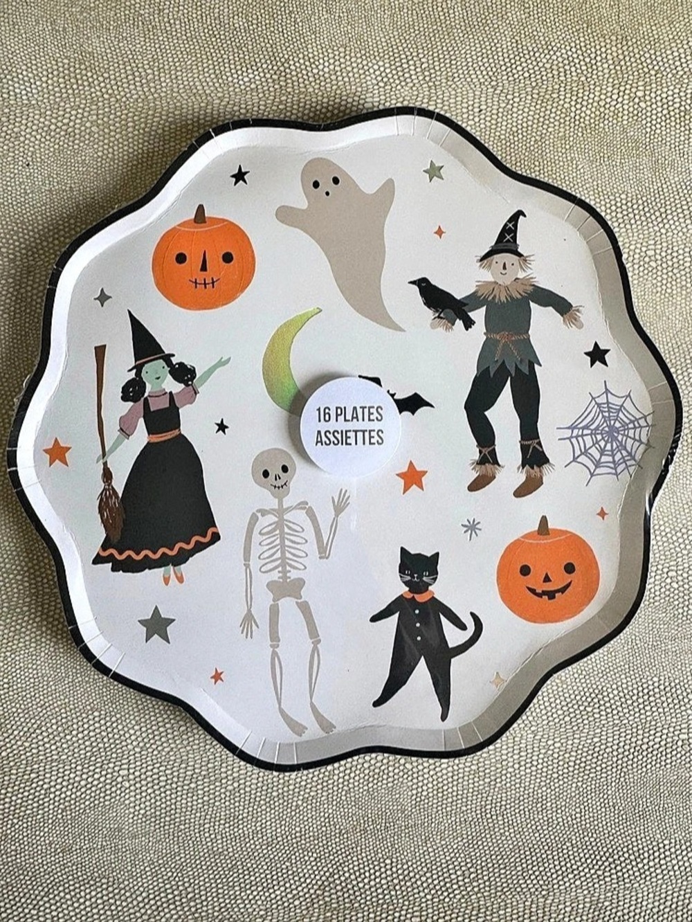 Meri Meri Halloween Dinner Paper Plates Set of 16 NEW